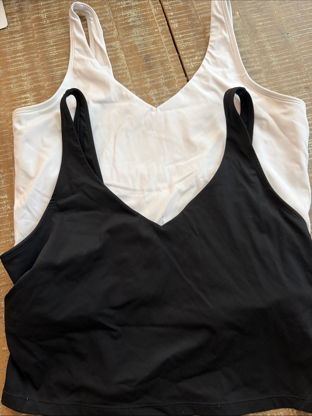 Everyday V-Neck Longline Sports Bralette - Black & White